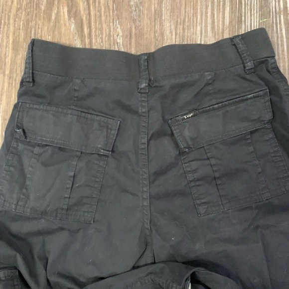 Capris - Picture 2 of 4